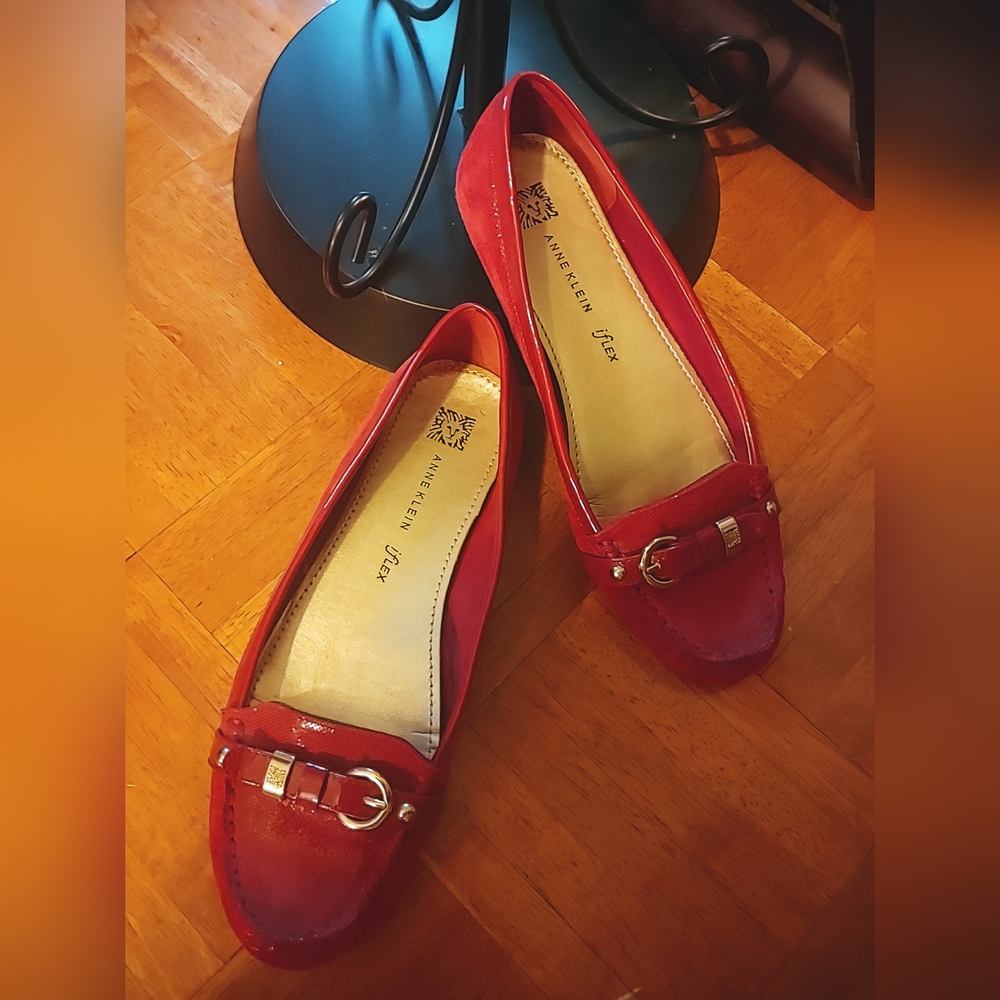 COPY - Flat red shoes